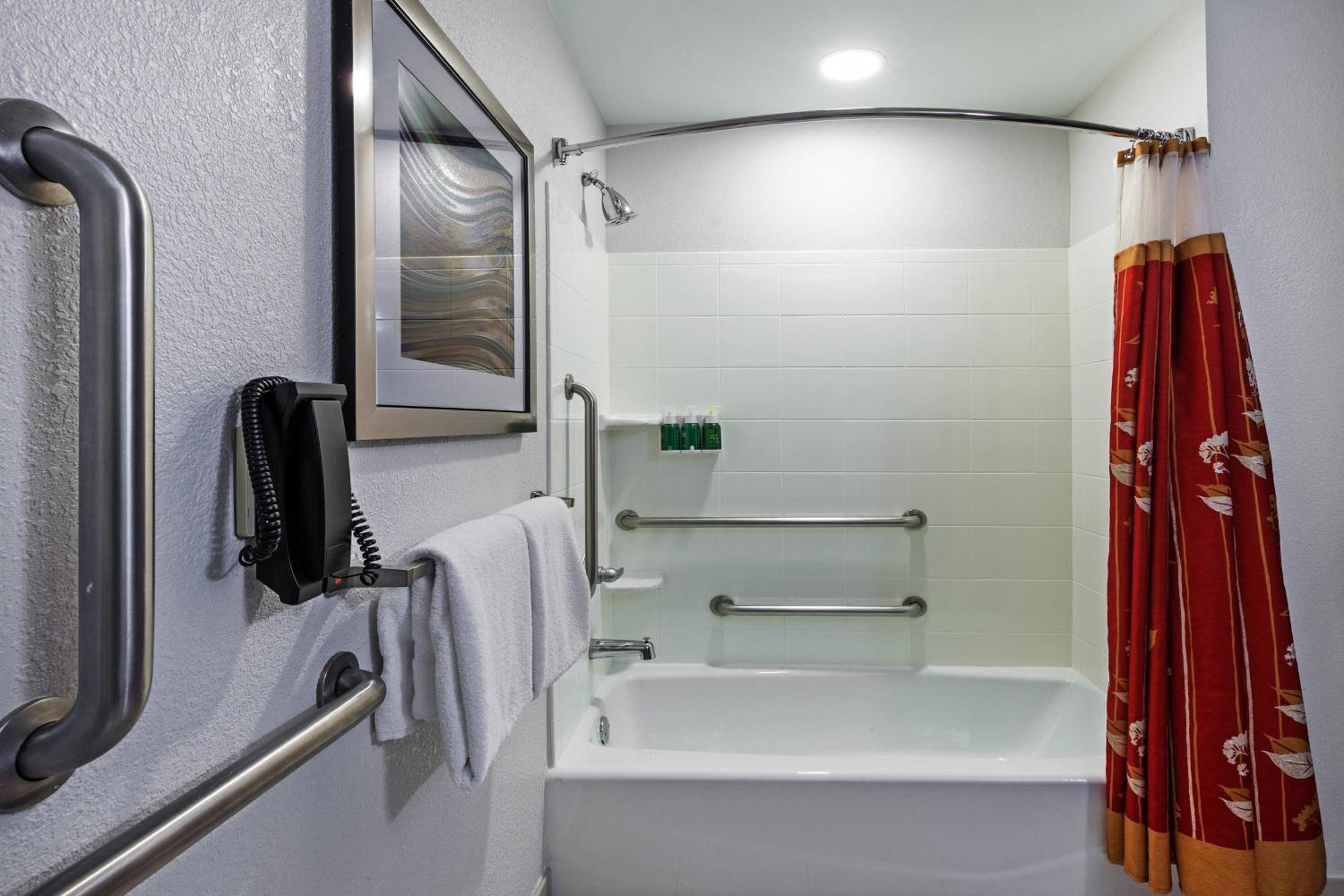Courtyard By Marriott Tulsa Woodland Hills Ξενοδοχείο Εξωτερικό φωτογραφία