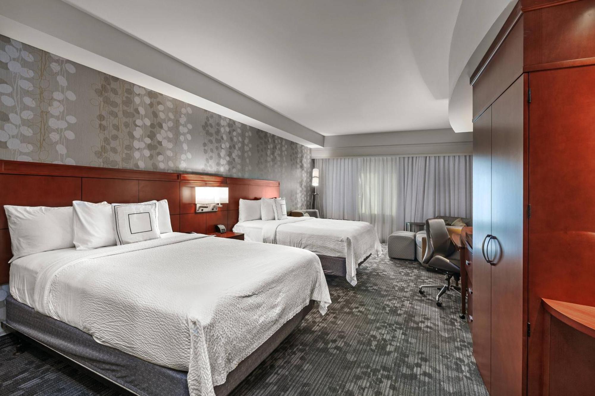 Courtyard By Marriott Tulsa Woodland Hills Ξενοδοχείο Εξωτερικό φωτογραφία