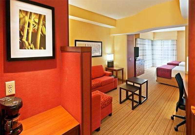 Courtyard By Marriott Tulsa Woodland Hills Ξενοδοχείο Εξωτερικό φωτογραφία