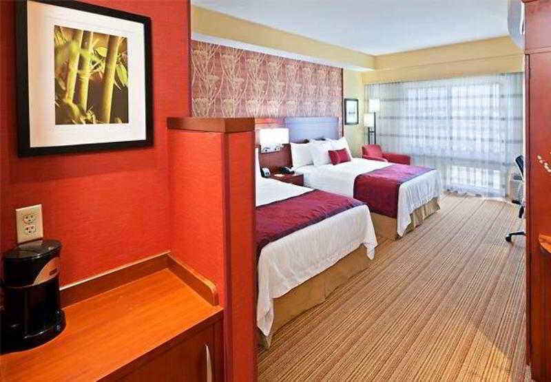 Courtyard By Marriott Tulsa Woodland Hills Ξενοδοχείο Εξωτερικό φωτογραφία