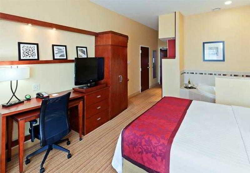 Courtyard By Marriott Tulsa Woodland Hills Ξενοδοχείο Εξωτερικό φωτογραφία